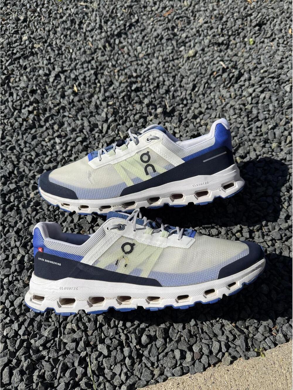 On Running Cloudvista Frost Ink Size 10.5